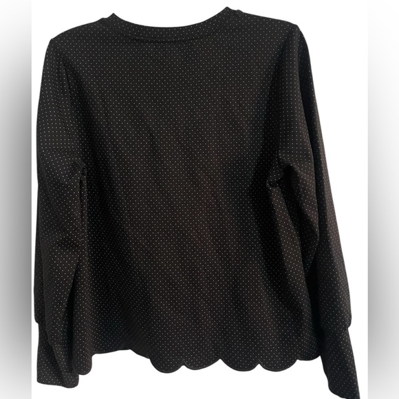 CeCe Women’s Long Sleeve Polka Dot Scalloped Top Size Medium - Picture 3 of 11